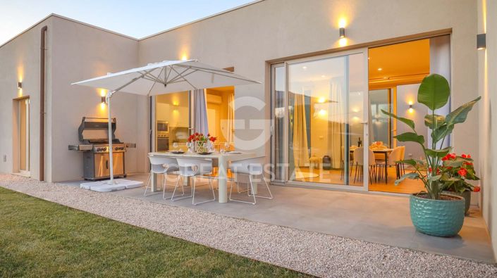 Image No.8-3 Bed Villa for sale