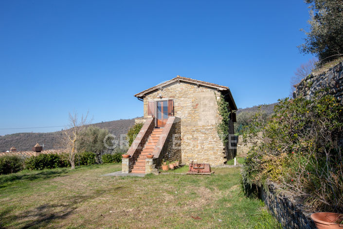 Image No.7-Maison de campagne de 2 chambres à vendre à Cortona