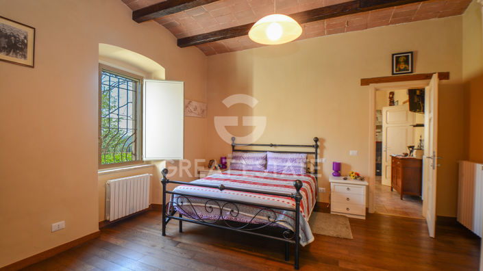 Image No.13-6 Bed Country House for sale