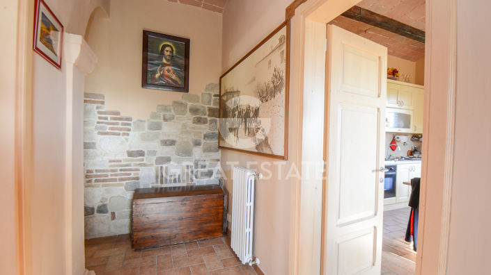 Image No.18-6 Bed Country House for sale