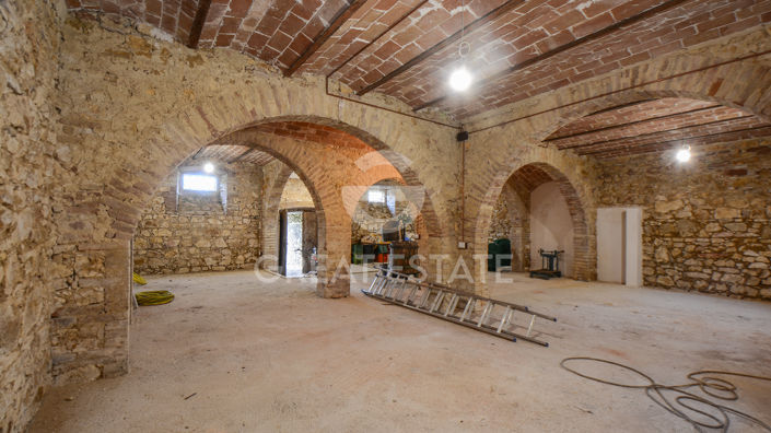 Image No.22-6 Bed Country House for sale