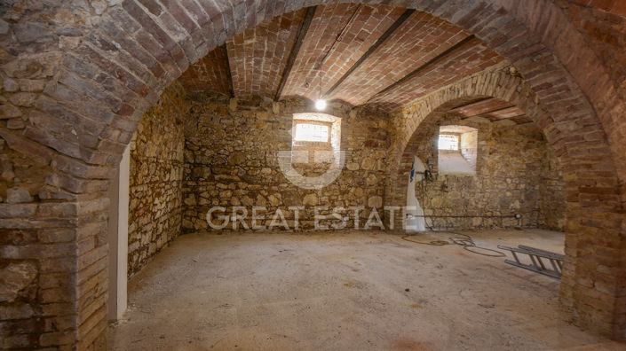 Image No.23-6 Bed Country House for sale