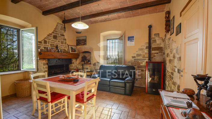 Image No.5-6 Bed Country House for sale