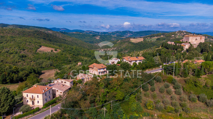 Image No.9-6 Bed Country House for sale