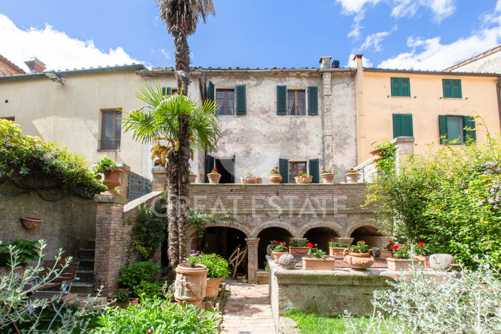 Image No.3-9 Bed Country House for sale