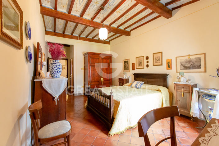 Image No.41-9 Bed Country House for sale