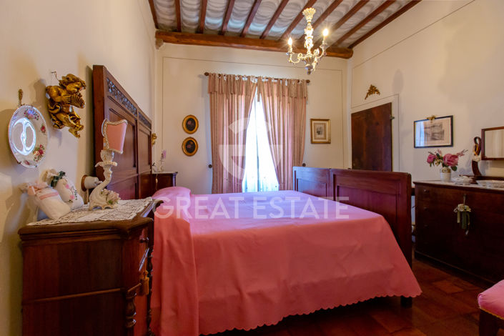 Image No.43-9 Bed Country House for sale