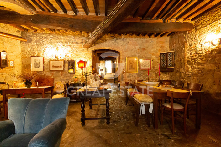 Image No.5-9 Bed Country House for sale