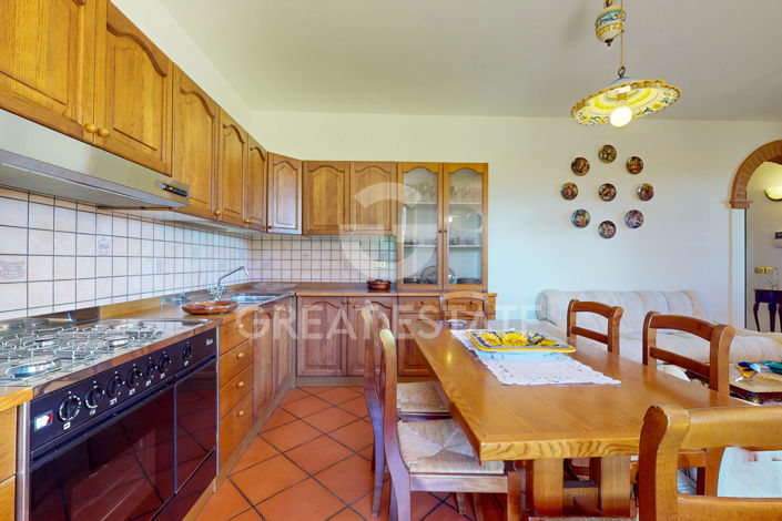 Image No.25-4 Bed Country House for sale