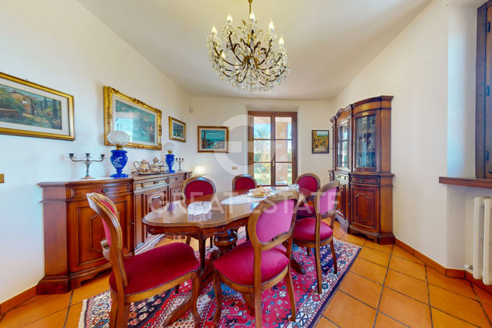 Image No.6-4 Bed Country House for sale