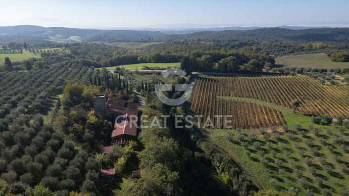 Image No.16-7 Bed Country House for sale