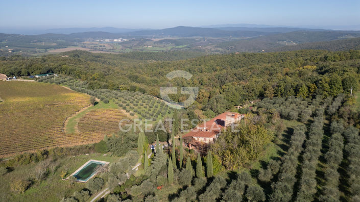 Image No.18-7 Bed Country House for sale