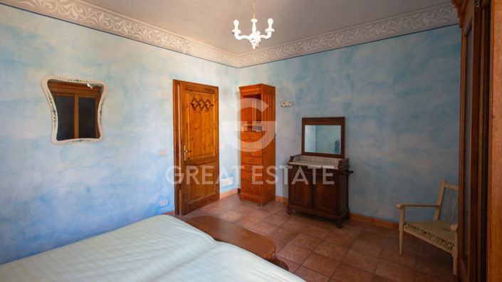 Image No.33-7 Bed Country House for sale