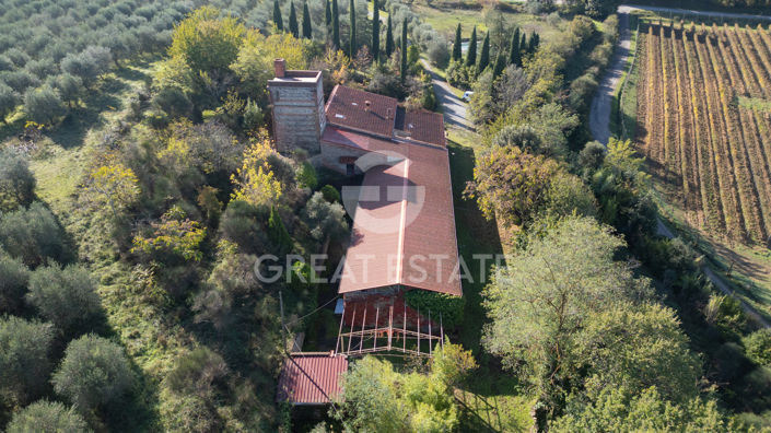 Image No.10-7 Bed Country House for sale