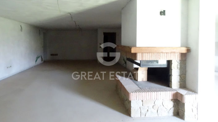 Image No.10-4 Bed Country House for sale