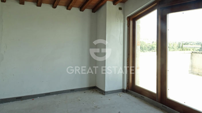 Image No.12-4 Bed Country House for sale