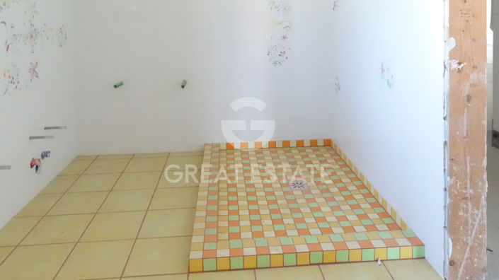 Image No.15-4 Bed Country House for sale