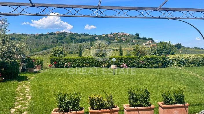 Image No.22-4 Bed Country House for sale