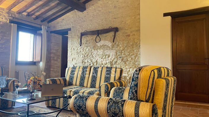 Image No.24-4 Bed Country House for sale