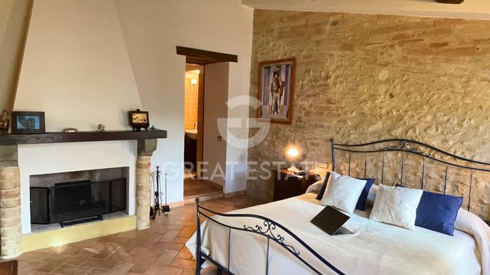 Image No.37-4 Bed Country House for sale