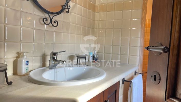 Image No.40-4 Bed Country House for sale