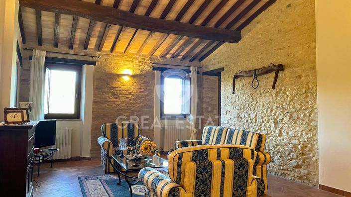 Image No.6-4 Bed Country House for sale