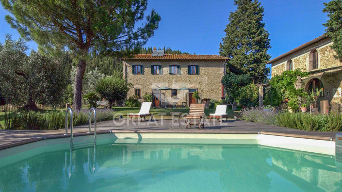 Image No.1-7 Bed Country House for sale