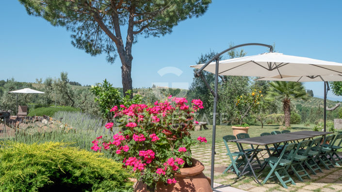 Image No.12-7 Bed Country House for sale