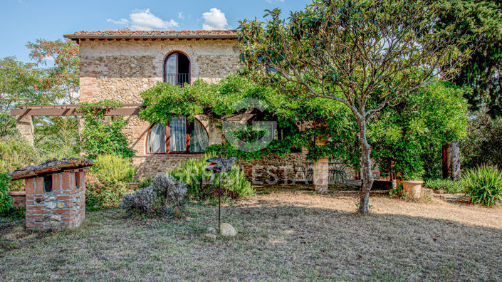 Image No.20-7 Bed Country House for sale