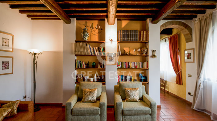 Image No.24-7 Bed Country House for sale