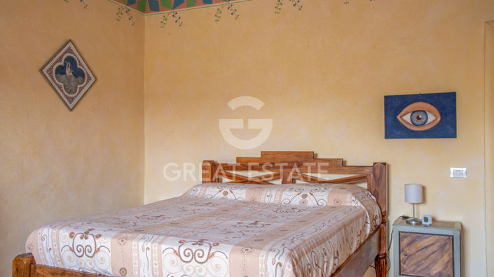 Image No.43-7 Bed Country House for sale