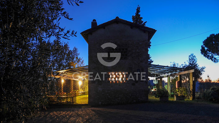 Image No.8-7 Bed Country House for sale