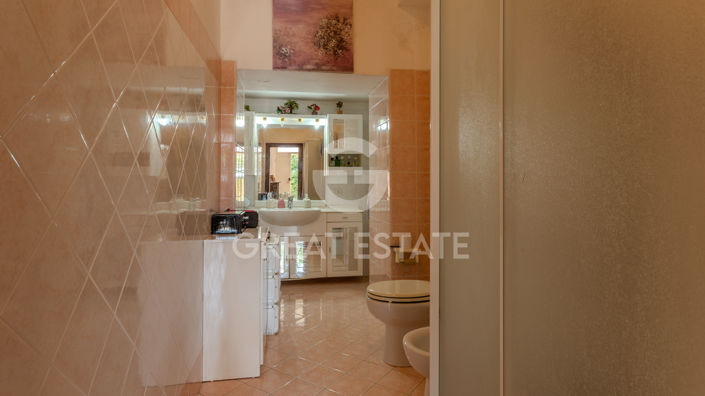 Image No.20-5 Bed Villa for sale