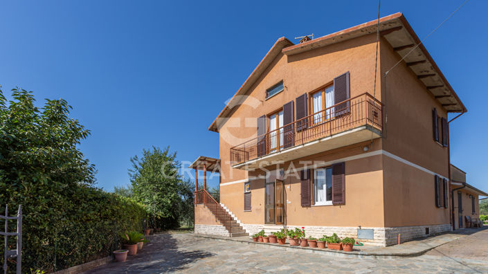 Image No.3-5 Bed Villa for sale