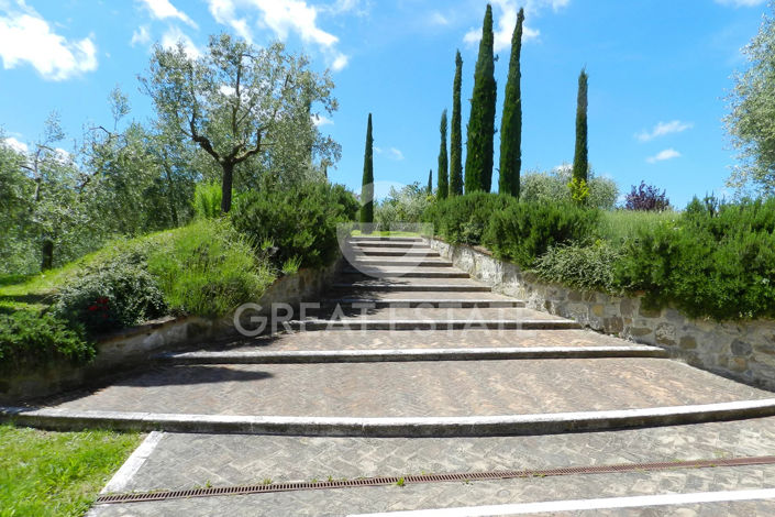 Image No.17-Maison de campagne de 6 chambres à vendre à San Casciano dei Bagni