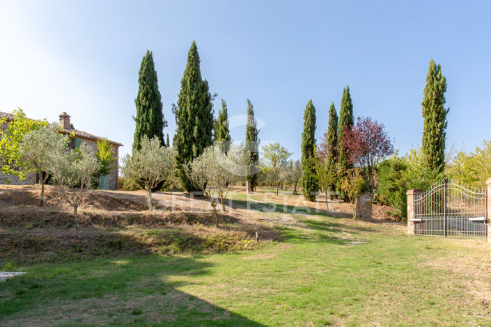 Image No.18-Maison de campagne de 6 chambres à vendre à San Casciano dei Bagni
