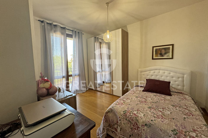 Image No.19-3 Bed Country House for sale