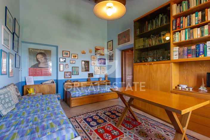 Image No.30-7 Bed Country House for sale