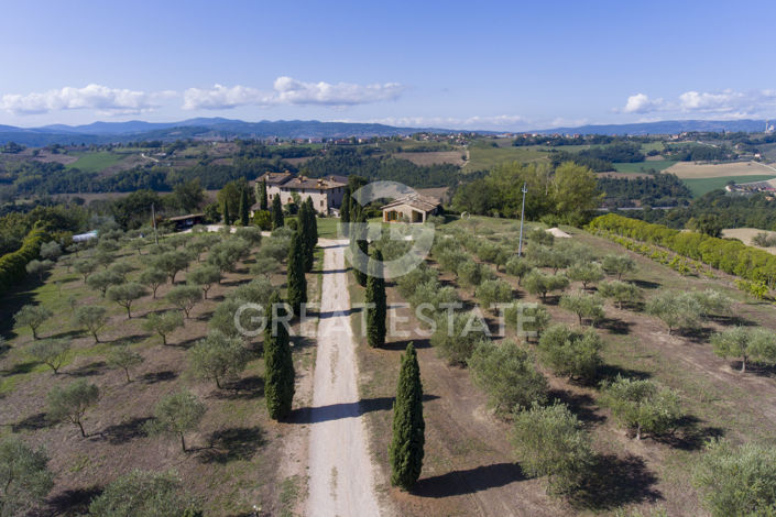 Image No.12-7 Bed Country House for sale