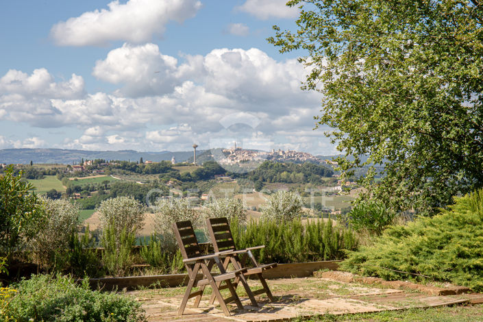 Image No.22-7 Bed Country House for sale