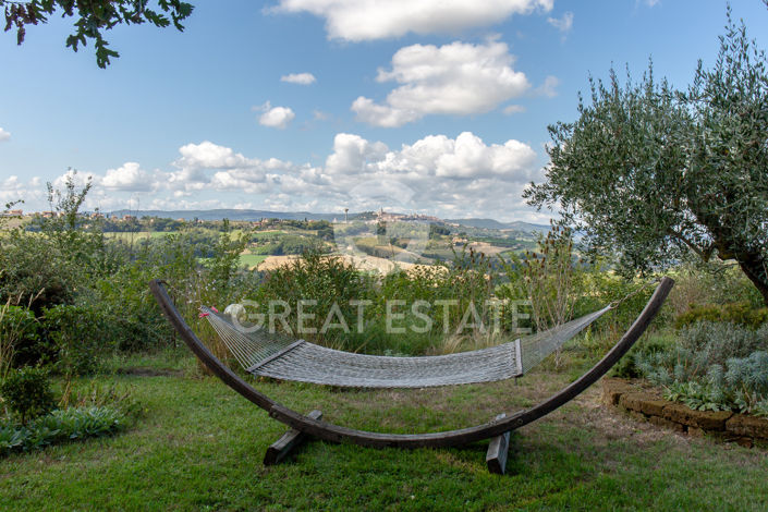 Image No.26-7 Bed Country House for sale