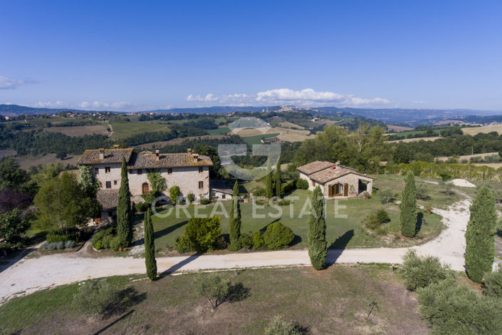 Image No.4-7 Bed Country House for sale