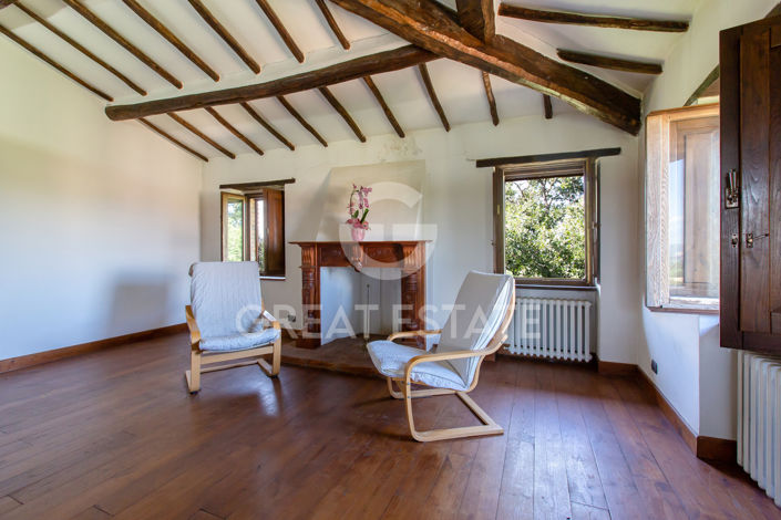 Image No.43-7 Bed Country House for sale