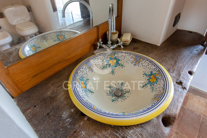 Image No.48-7 Bed Country House for sale