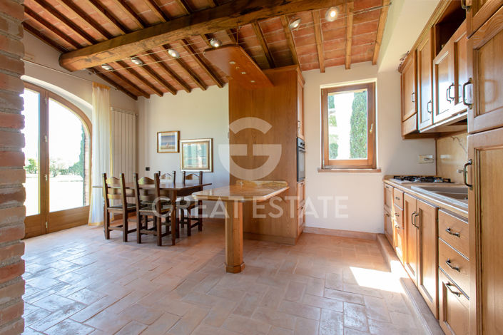 Image No.53-7 Bed Country House for sale