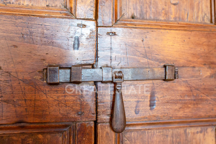 Image No.61-7 Bed Country House for sale