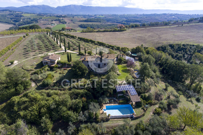 Image No.10-7 Bed Country House for sale