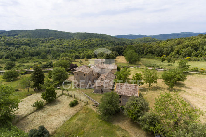 Image No.12-Maison de campagne de 9 chambres à vendre à Sovicille