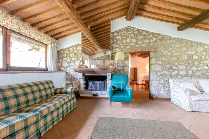 Image No.38-Maison de campagne de 9 chambres à vendre à Sovicille