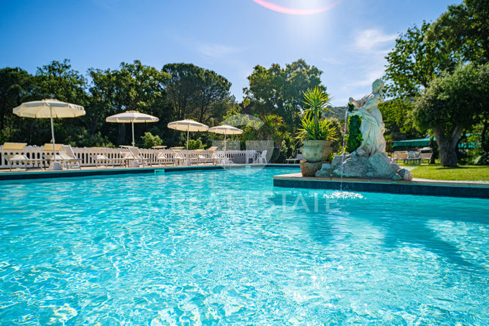 Image No.20-13 Bed Country House for sale